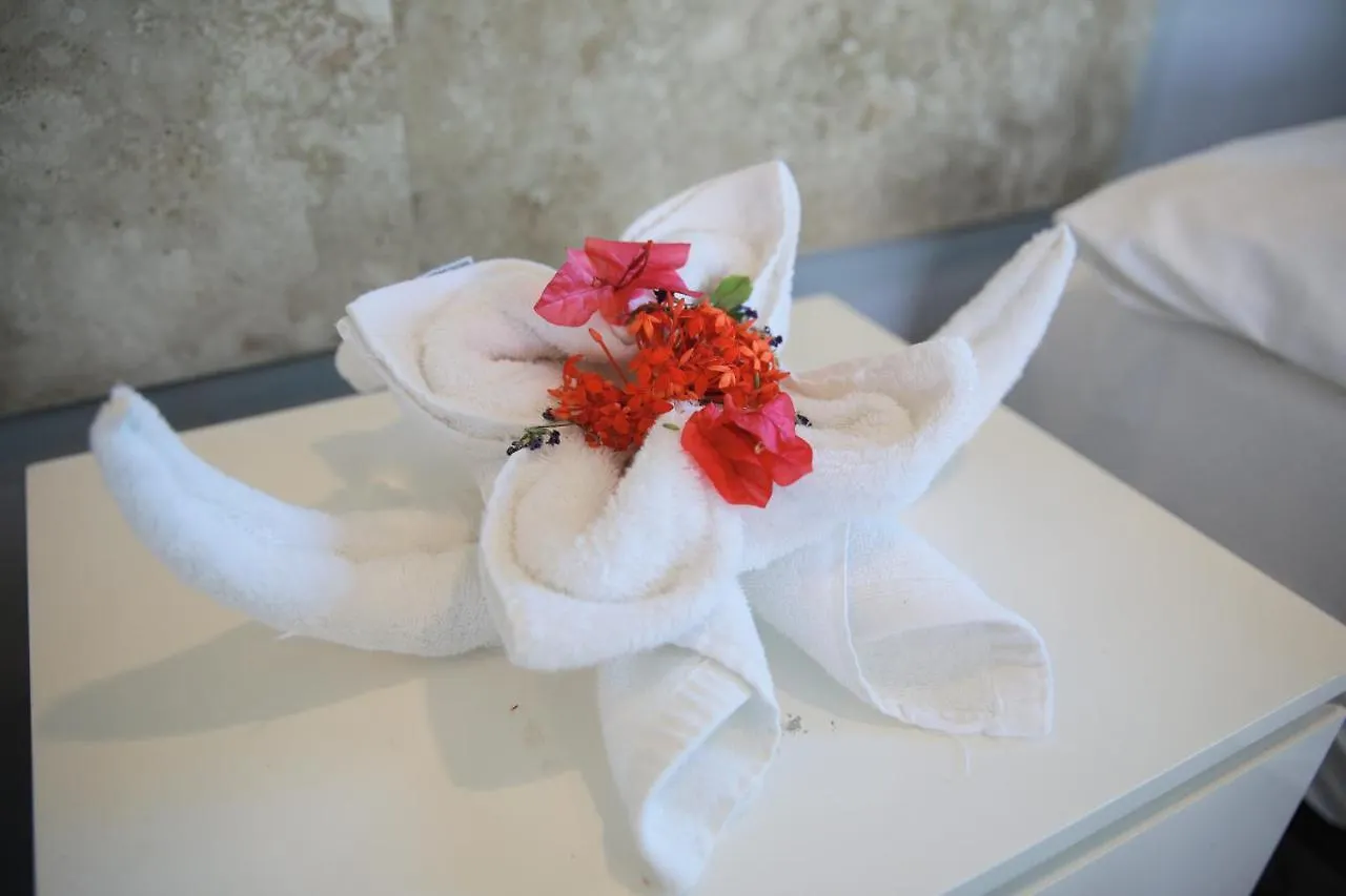פנגלאו 버진 아일랜드 리조트 Virgin Island Resort Restaurant & Spa 0*,