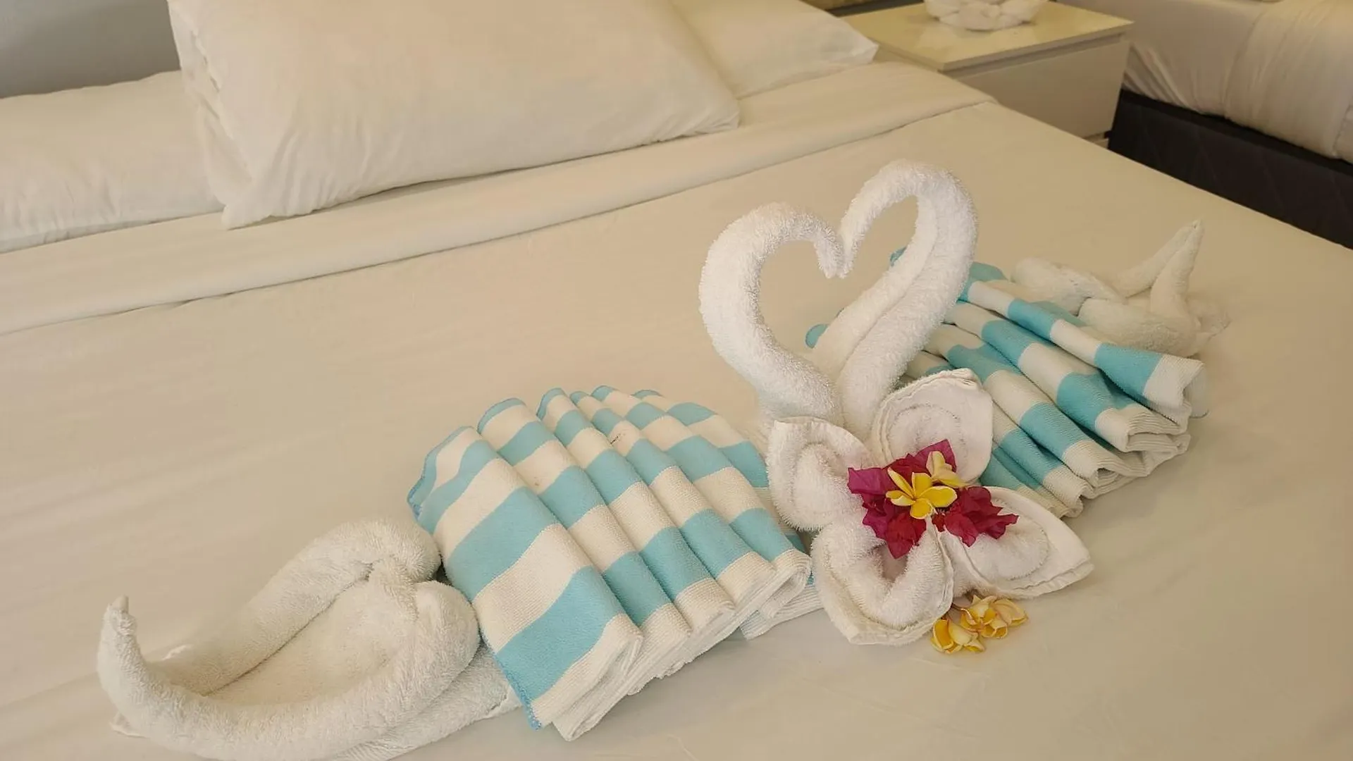 פנגלאו 버진 아일랜드 리조트 Virgin Island Resort Restaurant & Spa הפיליפינים
