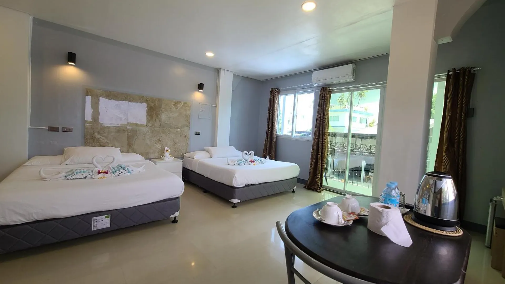 פנגלאו 버진 아일랜드 리조트 Virgin Island Resort Restaurant & Spa הפיליפינים